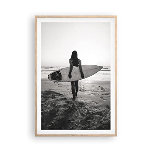 ARTTOR Poster da Parete Mujer Playa Surf Póster Marco Roble Claro 61x91cm Moderno Cuadros Decorativo Decoracion Salon Dormitorio Cocina Cuadros Pared Imágenes Wall Art Prints Decor   P2NPA61x91 5036