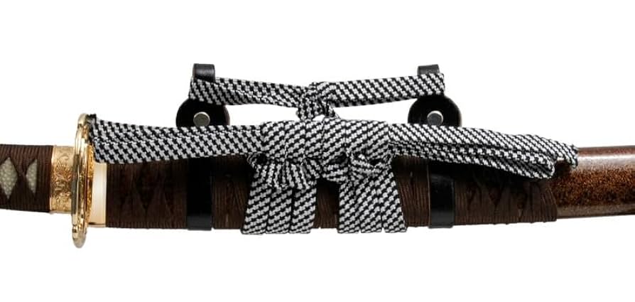 模造刀剣 童子切安綱 太刀 Amazon.co.jp: 美術刀剣 模造刀 刀匠シリーズ 童子切安綱 竜刀身