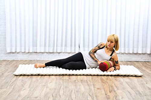 Image of Leewadee Small Yoga Bolster - Shape-Retaining Cervical Neck Roll, Tube Pillow for Comfortable Reading, Kapok Filling, 22 x 6 x 6 inches
