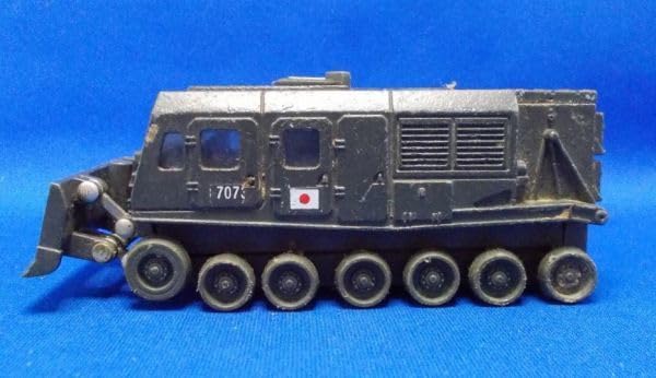 Amazon.co.jp: ダイヤペット 73式けん引車 TYPE73PR ミリタリー