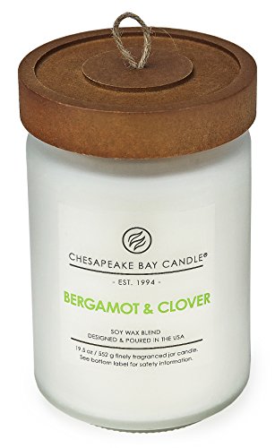 Chesapeake Bay Candle Scented Candle, Bergamot & Clover, Large Jar