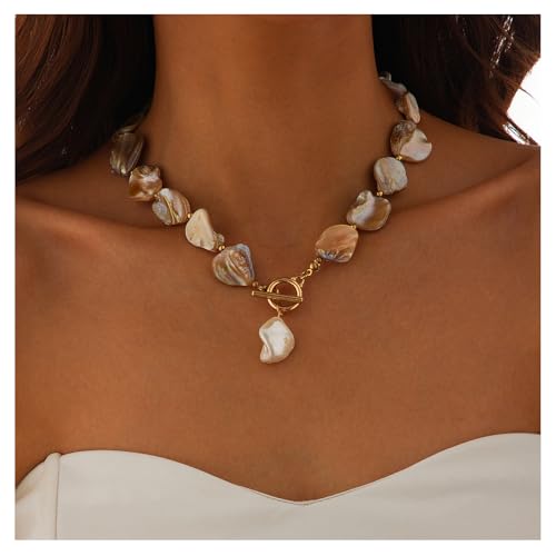 Gold Shell Pendant Necklace for Women Summer Beach Irregularly Shell Clavicle Choker Necklace Bikini Seashell Body Chain Necklace for Women2