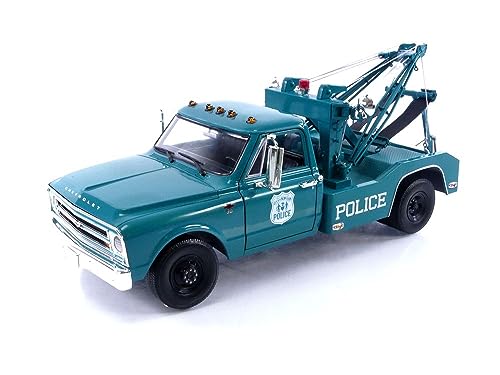 Greenlight Collectibles - Che C-30 Dually Wrecker New York City Police - 1967-1/18