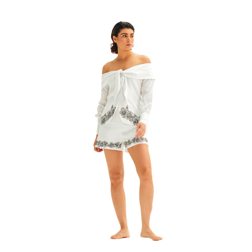 Off-Shoulder Embroidered Garden Silhouette White Linen Set-image-38