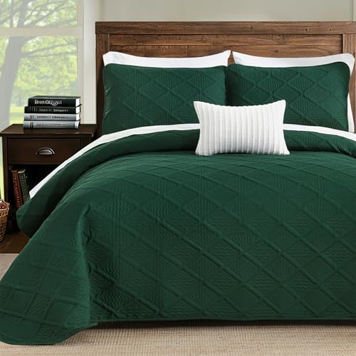 Yiran Quilts Queen Size, Emerald Green Spring Summer Bedspread Bedding Set, 3 Pieces Diamond Pattern Lightweight Microfiber Coverlet with 2 Pillow Shams for All Season 96x90 Inch