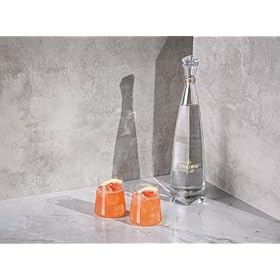 Buy Cincoro Blanco Super-Premium Tequila Gift Box – 100% Blue Weber Agave, Smooth & Complex, Perfect for Cocktails – 70cl, 40% Vol Buy Cincoro Blanco Super-Premium Tequila Gift Box – 100% Blue Weber Agave, Smooth & Complex, Perfect for Cocktails – 70cl, 40% Vol – CINCORO