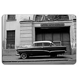 Size - 12x8 inch(30x20cm) Balade rétro : le charme des voitures anciennes dans les rues classiques enseignes en métal affiche vintage metal deco 12x8 inch/30x20cm