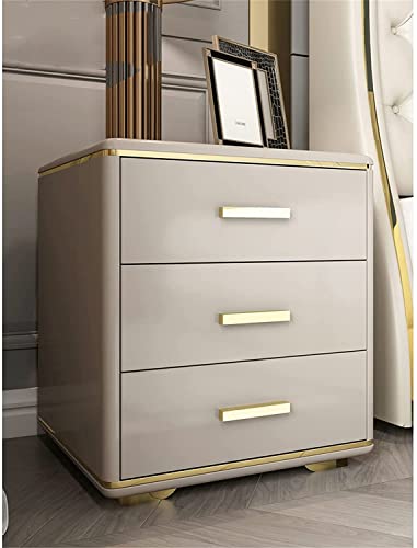 Table de nuit italienne kaki clair pour créer une chambre cocon