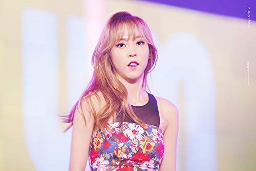 T-YIFUZX DIY 5D-Dibujo de Diamante MAMAMOO K-Pop Kits de Pintura de Diamantes Taladro Completo Cristal Diamantes de imitación Imagen Artesanía para el hogar Decoración de Pared Regalo 40x60cm