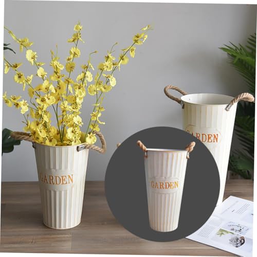 Vase à fleurs en fer beige rétro pour une atmosphère douce à la maison