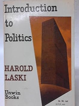 Paperback An Introduction to Politics Book