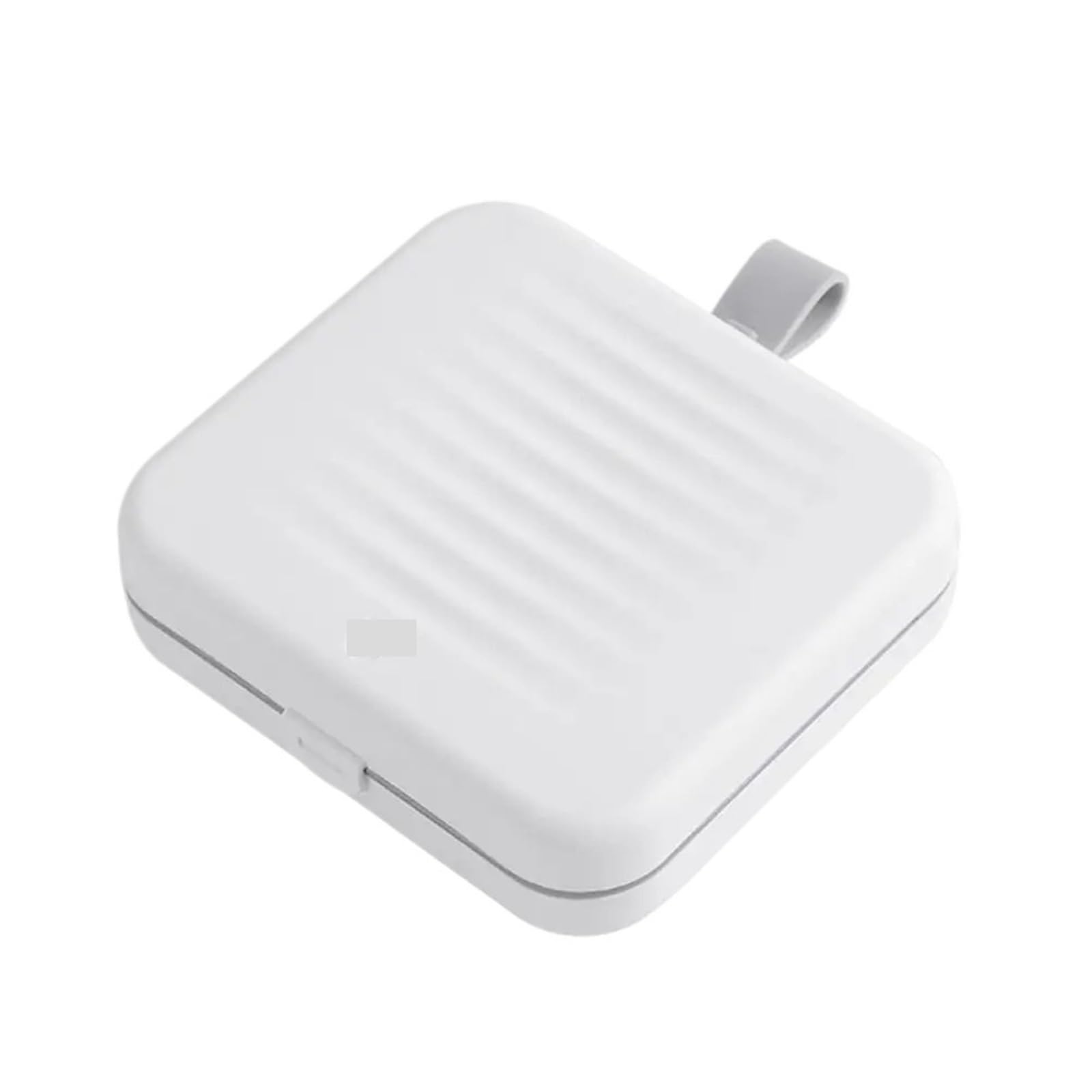 Sewing Kit Compact and Portable Sewing Kit Travel Mini Needle Family Thread Accessories Traveler Beginner Organizer Plastic(White)