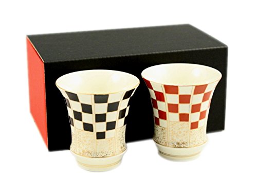 有田焼 匠の蔵 徳幸窯 祝い市松 黒・赤 ペア(反)SAKE GLASS(日本酒グラス)