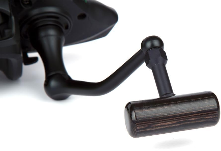 Close-up of the dark wood handle of the Sonik Hero X Spod Reel