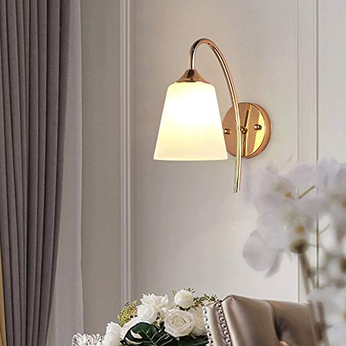 Lampes de tête de lit design E27 pour optimiser l'espace du chevet