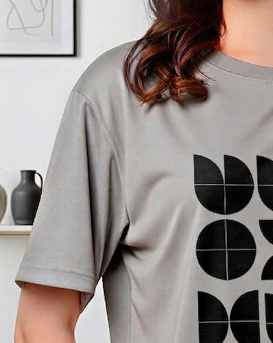 Image of Women's Half Sleeve Oversize Tshirt Graphic Printed Round Neck T-Shirts for Women
