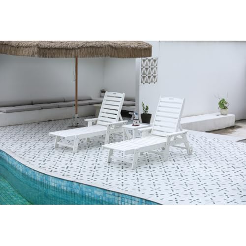 zzhugyin 3pcs Patio Lounge Chair Set,2 Oversized Chaise Lounges with 5-Position Adjustable Backrest, Wheels & Cup Holder + 1 All-Weather Side Table, for Poolside, Backyard (White)