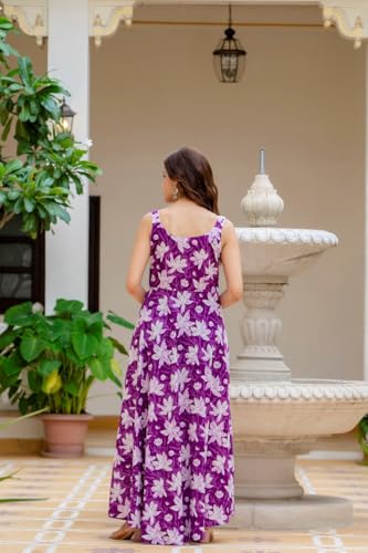 Image of Floral Anarkali Sleeveless Kurta with Dupatta, Maroon and White
