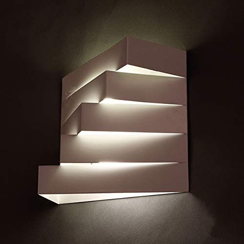 Applique murale moderne géométrique blanche E27 pour un éclairage design de loft