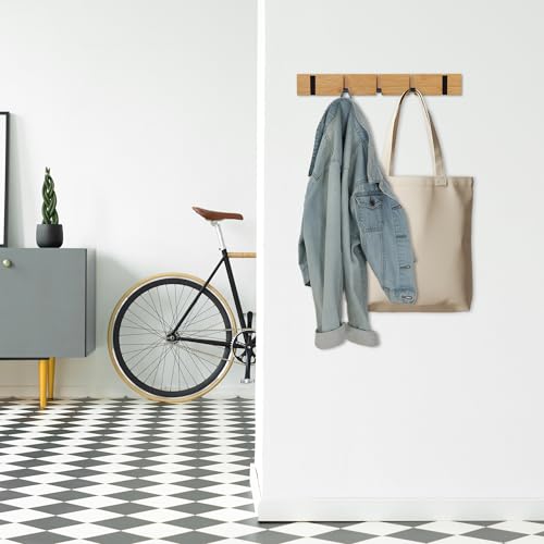 Relaxdays Garderobenleiste, 5 klappbare Haken, Bambus, Metall, zum Bohren oder Kleben, Flur Wandgarderobe, Natur/schwarz