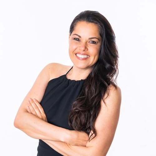 127 - 🎙 How Can Entrepreneurs Transform Chaos into Meaningful Success - Mónica (Money) Albarrán