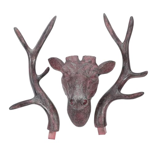 Sublimez un mur blanc vide avec la sculpture cerf en bois chic