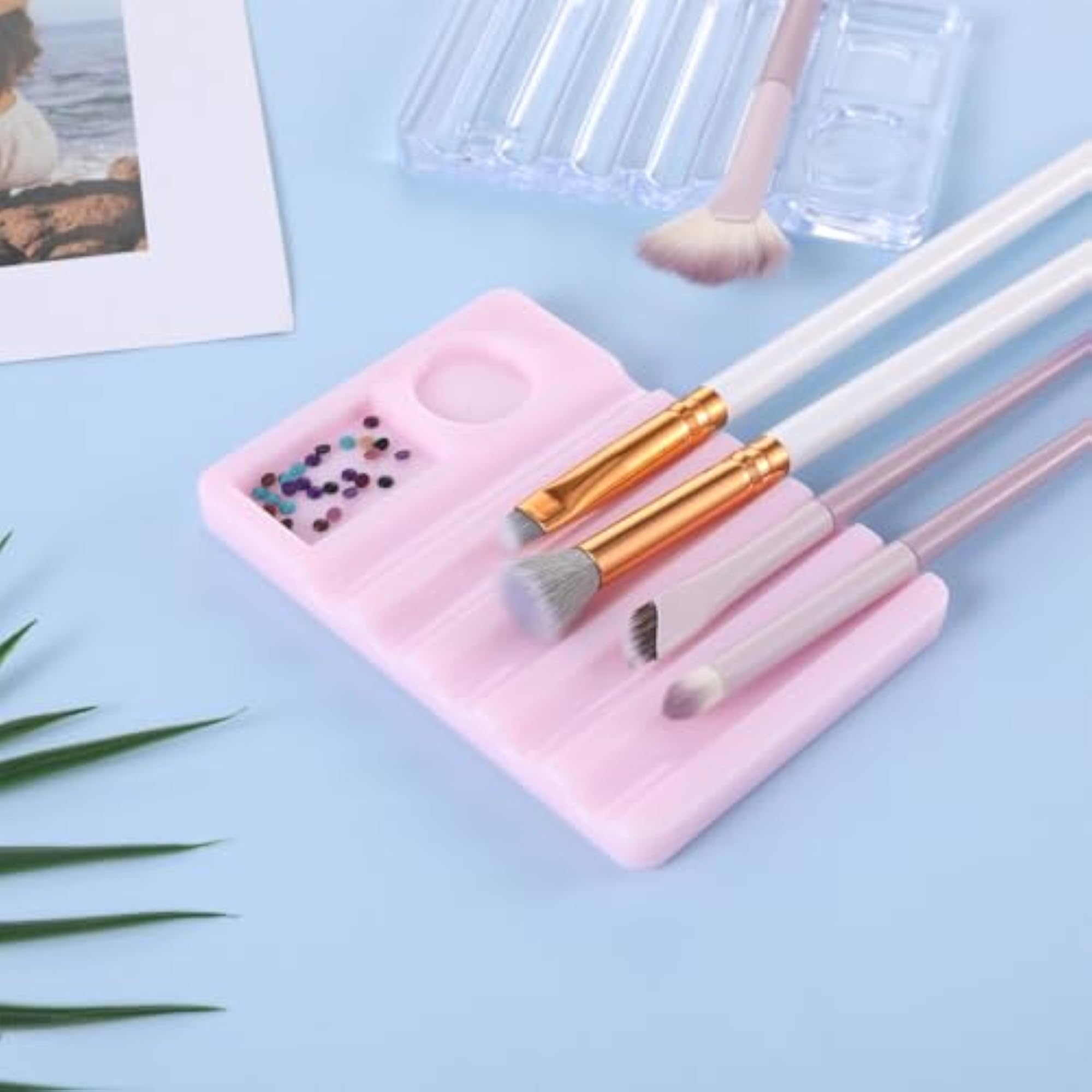Clear Display Holder for Nail Brushes and Pens