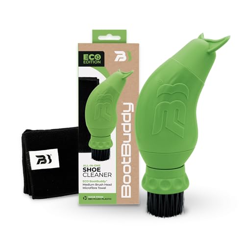 Eco BootBuddy® - Kit de limpieza sostenible para zapatos, hecho de plástico reciclado, cabezal de cepillo fuerte, tanque de agua integrado y rascador duradero con toalla de secado rápido, galardonado