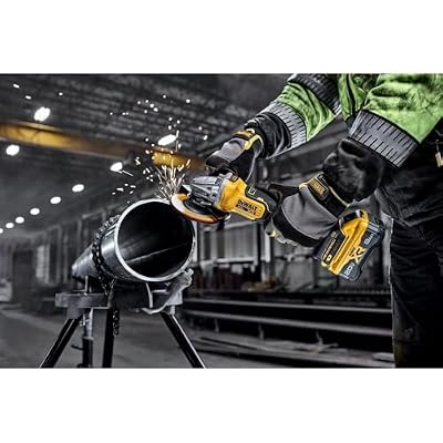 DEWALT 20V MAX XR Brushless Cordless 4-1/2 in. - 5 in. Angle Grinder Kit with XR POWERPACK (DCG410WW1)