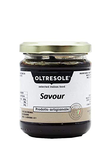 Composto da: Mosto d'Uva, Mele Cotogne, Miele, Fichi, Noci, Mandorle