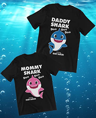 Tstars Daddy and Mommy Shark Matching T-Shirt Set Funny Gift for Parents New Mom and Dad Shirts4