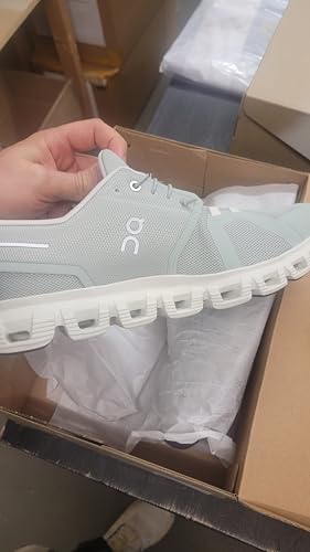 Image of On Men's Cloud 6 Sneakers