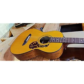 Framus Legacy FP 14 SV Parlor, guitare folk avec micro Jaune satiné - Les Beatles, Paul McCartney, John Lennon, RIngo Starr, George Harrison Framus Legacy FP 14 SV Parlor, guitare folk avec micro Jaune satiné – Image 2