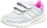 Zapatilla deportiva con cierre de velcro