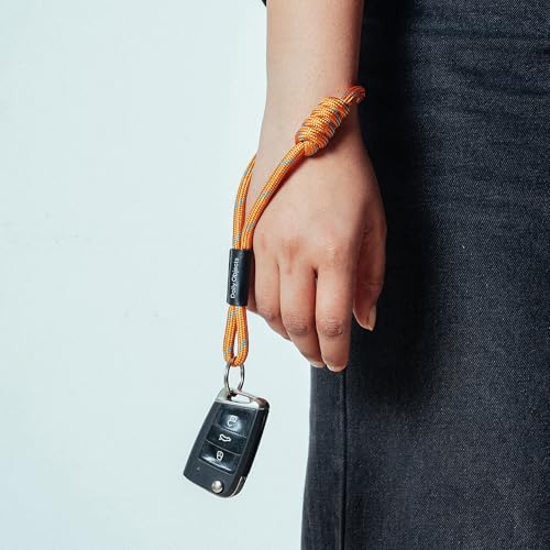 Image of DailyObjects Crafted Keychain