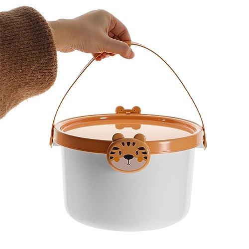 Garder vos jouets rangés grâce au seau plastique avec couvercle