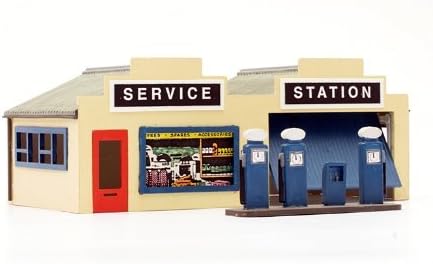 Dapol Model Railway Petrol Station Plastic Kit - OO Scale 1/76