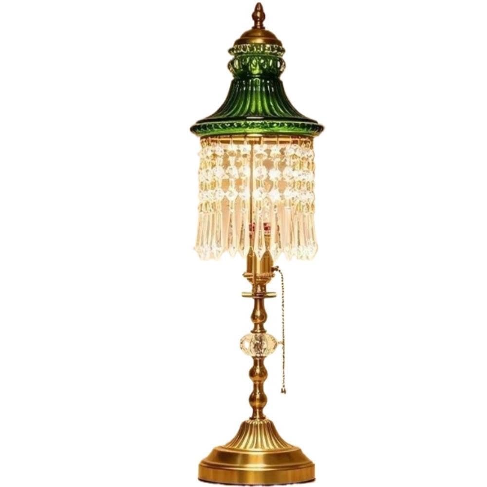 Lampada vintage con nappa in cristallo, luce ambientale sul comodino