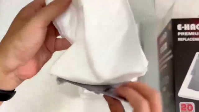 Image of 12 Pack Vacuum Dust Bags for Roborock Saros, QV, Qrevo, S8 Max series | 2.8L Disposable Replacement Part, 4-layer Filtration accessories, Push-pull handle design bags