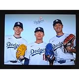 A4 額付き ポスター 佐々木朗希 山本由伸 大谷翔平 Dodgers サムライ トリオ 写真 フォトフレーム