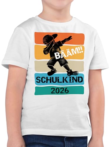 Kinder T-Shirt Jungen - Junge - Bääm! Schulkind 2026 Geschenk Einschulung Geschenke Schulanfang Geschenk Schulkind I - 128 (7/8 Jahre) - Weiß - Schule Tshirt 2023 einschulungsshirt schulanfänger
