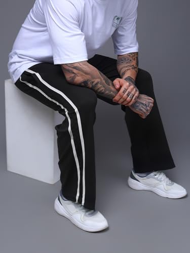 Image of Men's Loose Fit Side Tape Trackpants