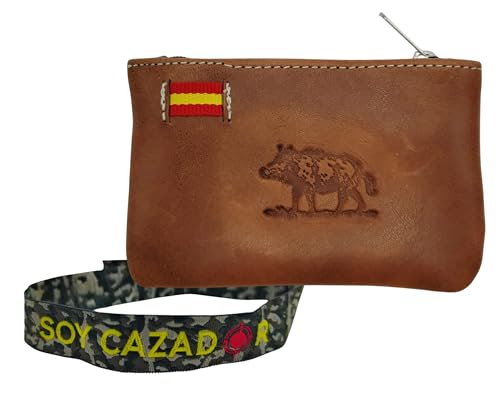 Pack Monedero de Piel con Jabalí + Pulsera Camuflaje Soy Cazador | Hecho en España | Artesanal | Regalo para Cazadores y Amantes de la Caza Mayor (Jabalí 2) Pack Monedero de Piel con Jabalí + Pulsera Camuflaje Soy Cazador | Hecho en España | Artesanal | Regalo para Cazadores y Amantes de la Caza Mayor (Jabalí 2)