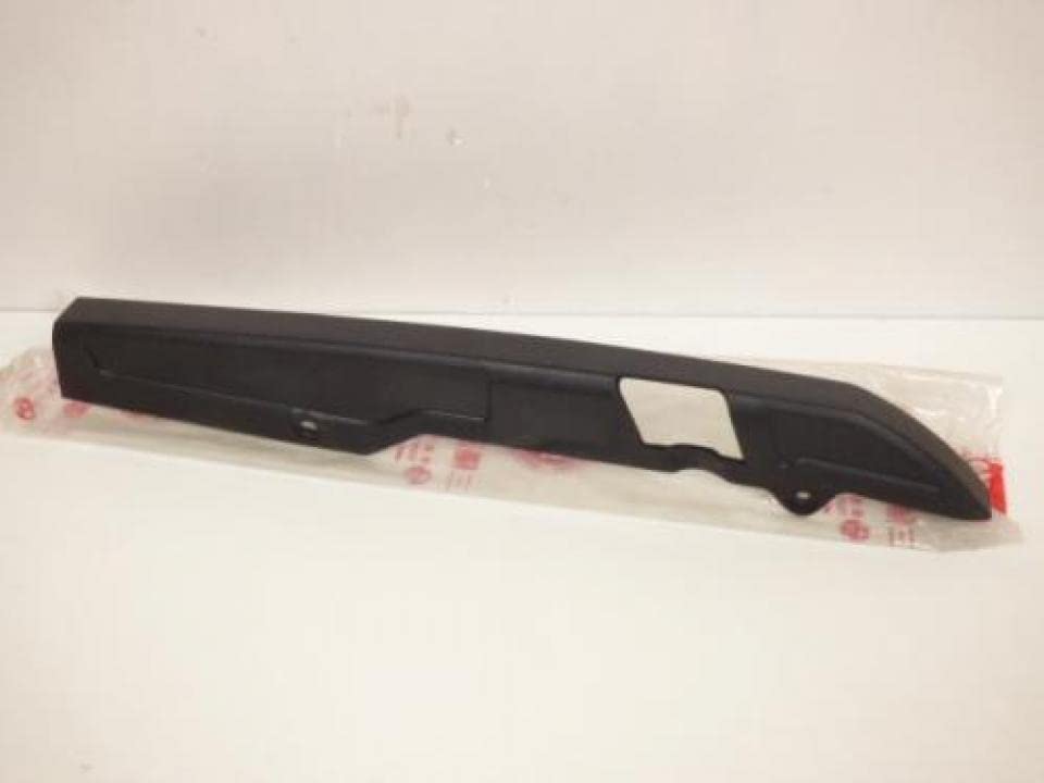 Cubre cadena para Sym 125 XS 2007 con referencia 40510-m47-000