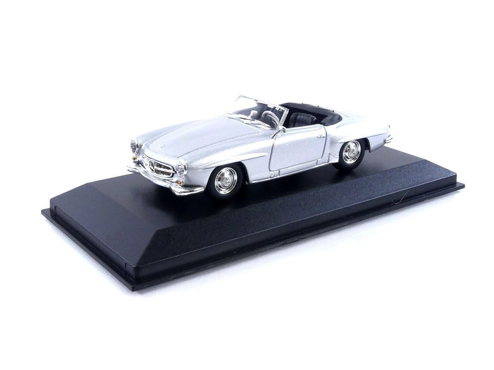 Amazon.com: Minichamps 940033130 Scale 1:43 