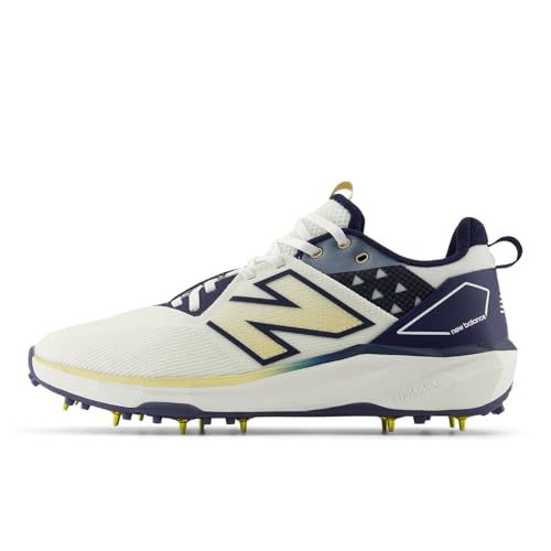 Image of New Balance Men CK10 Cricket Shoes