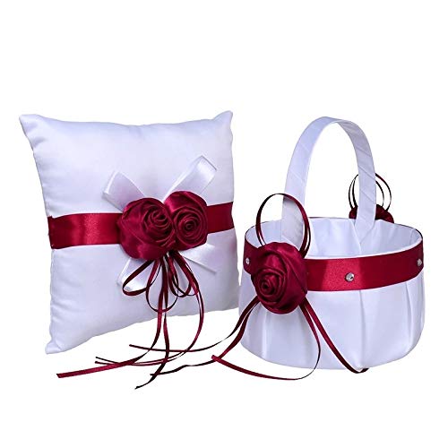 Coussin de bague de mariage romantique célébrant l'amour éternel