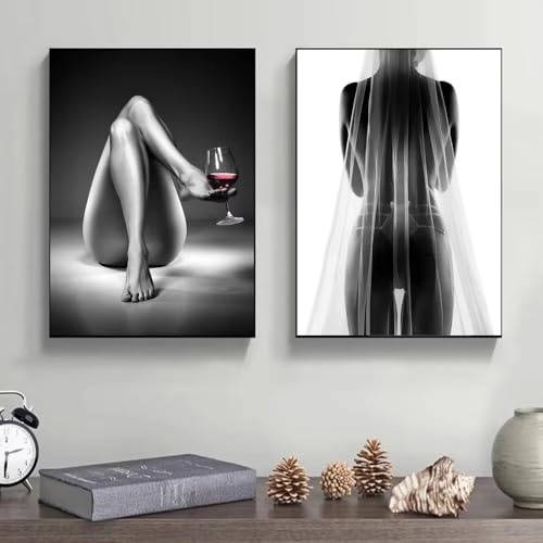 Tableau pour salon moderne avec cadre motif femme nue noir et blanc