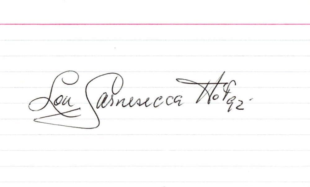 LOU CARNESECCA SIGNED AUTOGRAPH - INDEX CARD - NAISMITH NATIONAL BASKETBALL HALL OF FAME, COACH, ST JOHN'S RED STORM, REDMEN, LOOIE