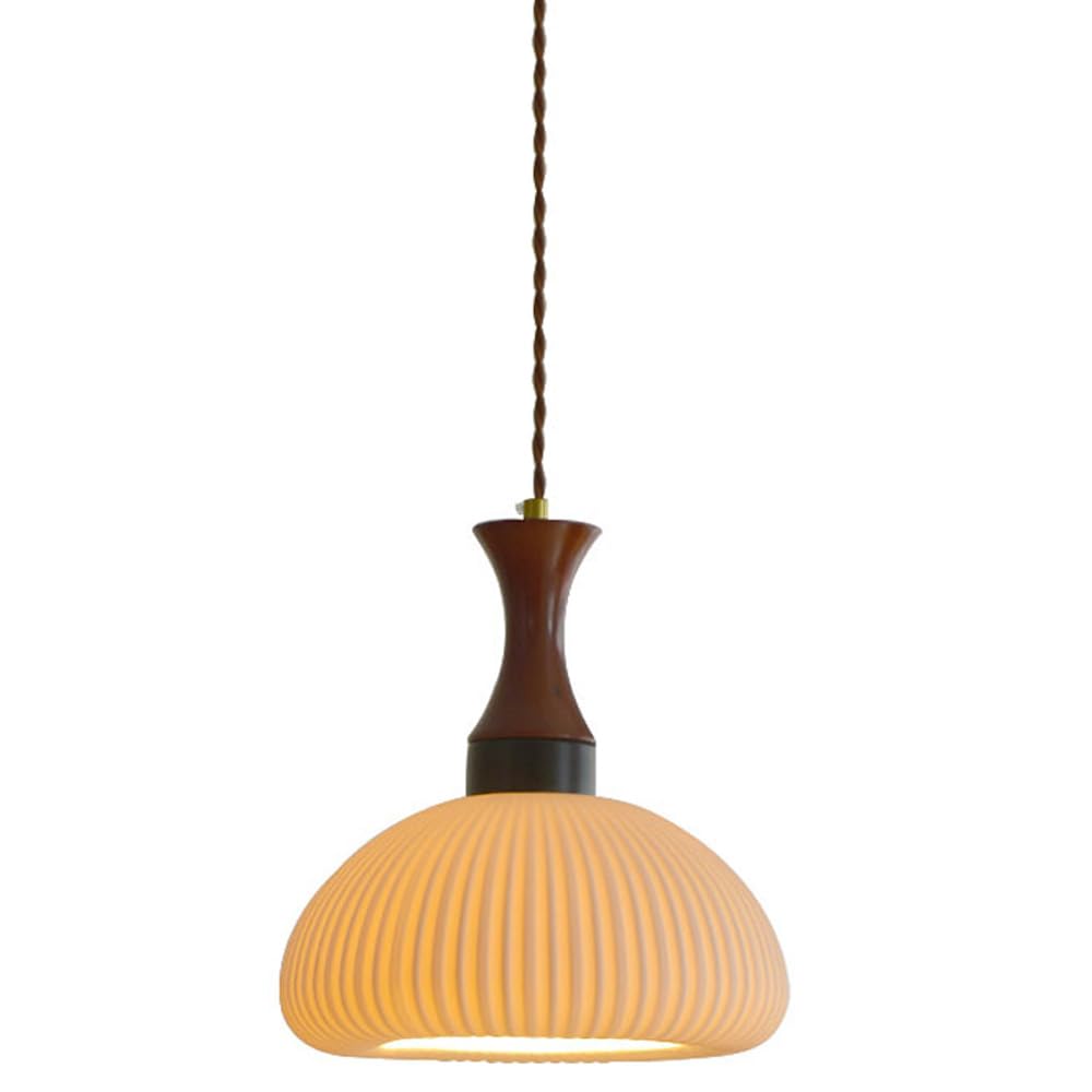 Suspension en porcelaine réglable en hauteur idéale pour illuminer un îlot de cuisine
